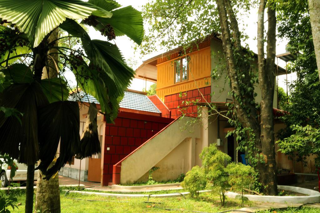 Marari Beach Pearl Homestay Марарикулам Экстерьер фото